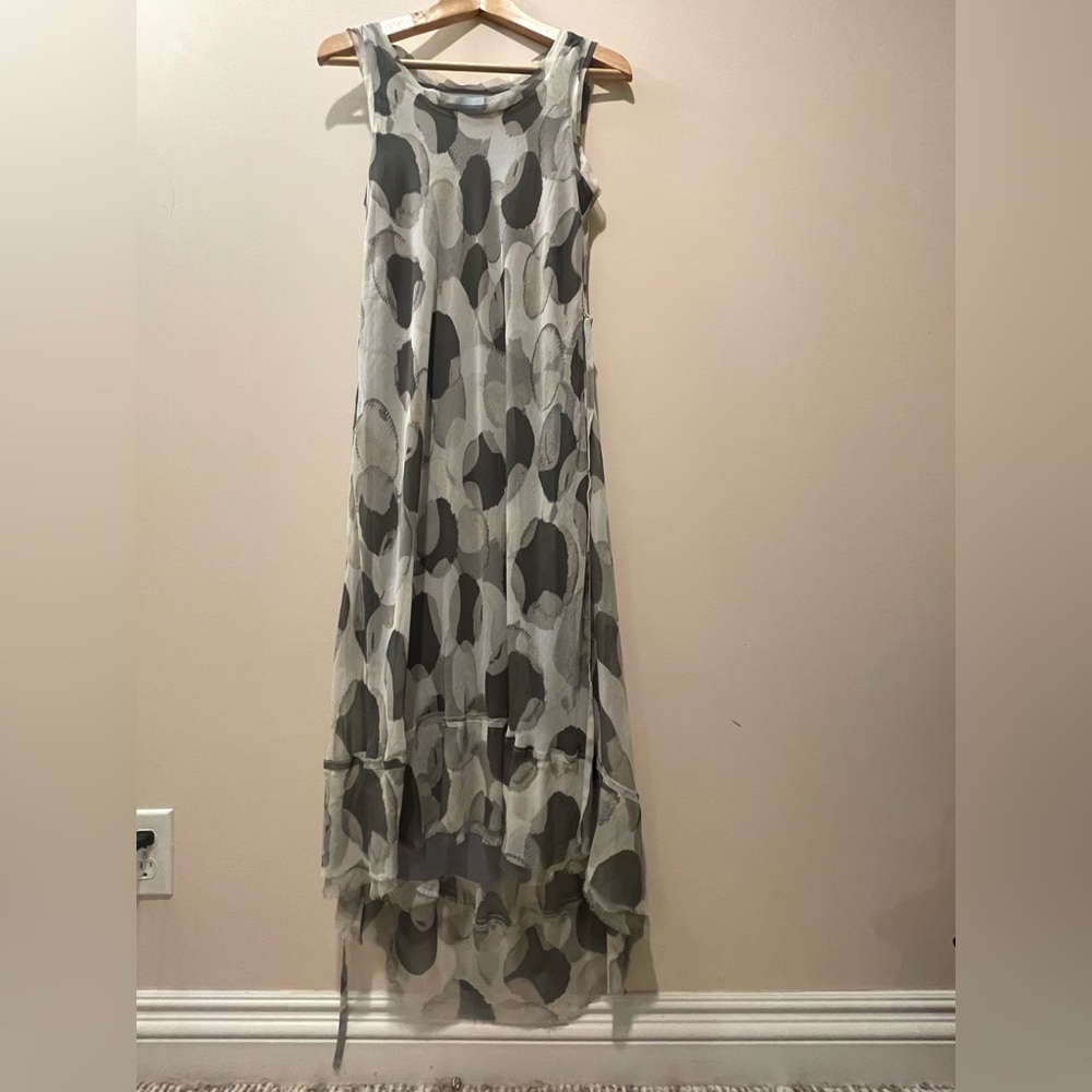 Simply Vera Vera Wang Tan and Brown Patterned Dress